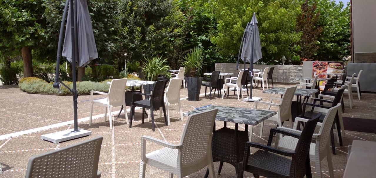 Hôtel Relais Ras El Maa Ifrane  Extérieur photo