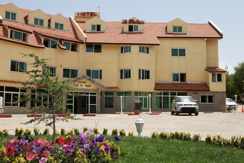 Hôtel Relais Ras El Maa Ifrane  Extérieur photo